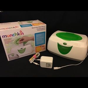 Munchkins baby wipe warmer